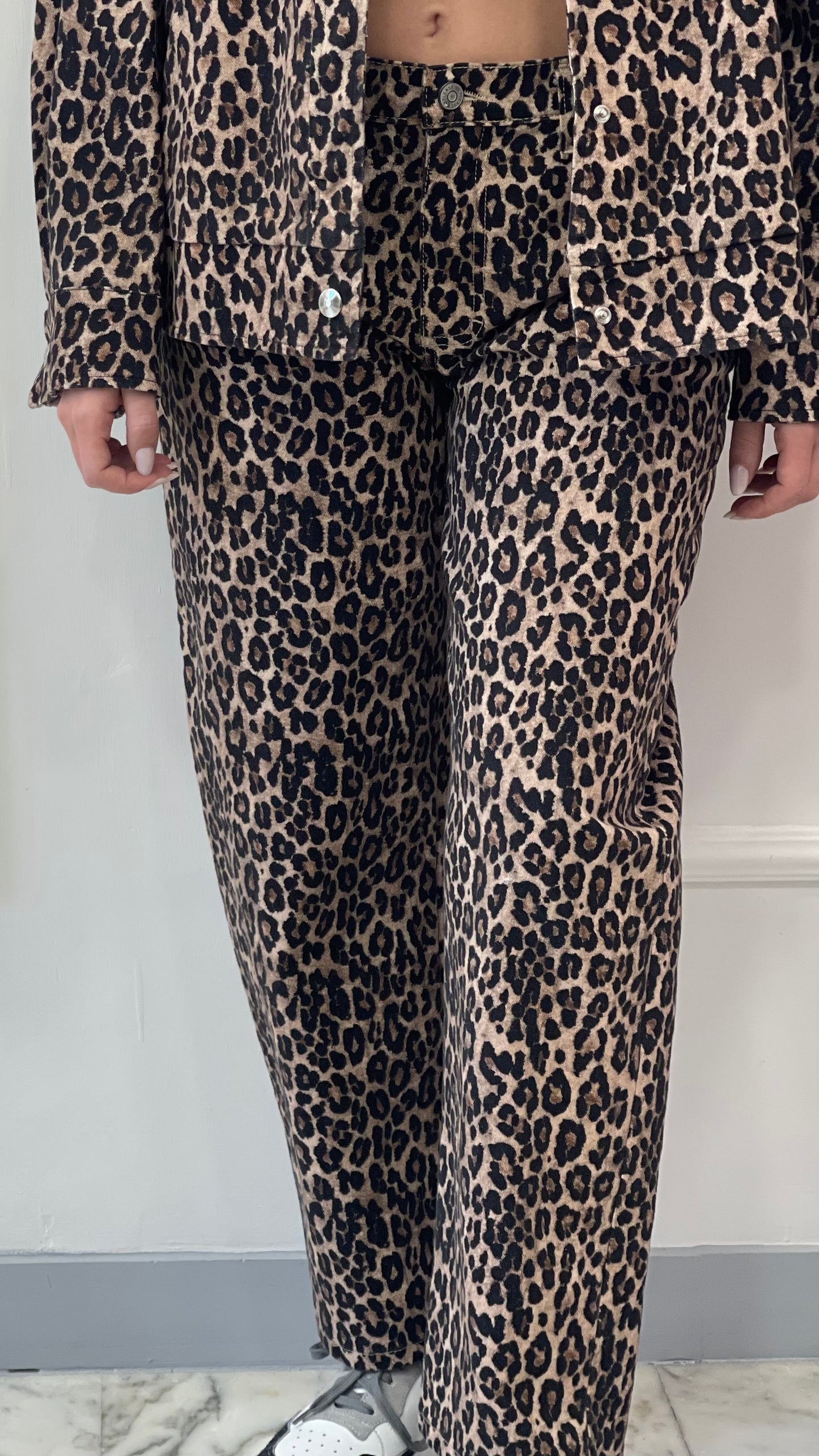 Pantaloni Straight con Stampa Animalier Please